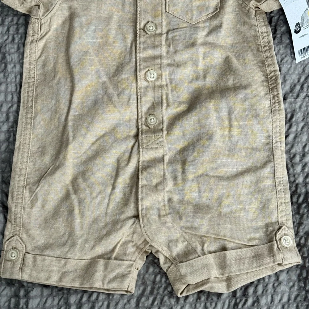 ⚠️Carter's Button-Up Baby Romper⚠️